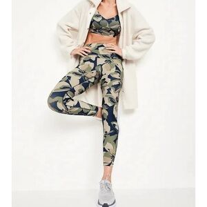 Old Navy High-Waisted PowerSoft 7/8 Leggings Magnolia Floral Print Size Medium